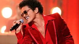 Bruno Mars Addresses Conspiracy Theory Claiming He’s Was Forced To Play Shows In Las Vegas Over A Gambling Debt