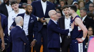 Dan Hurley Class Sportsmanship Respect Behavior Referee Handshake UConn Michigan Basketball