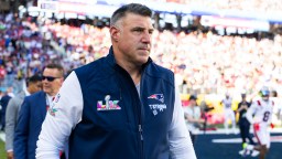 Embattled Mike Vrabel Made Appearance At Season Ticket Holder Event And Patriots Fans Let Him Know Exactly How They Feel About Him