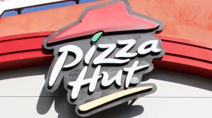 Pizza Hut sign