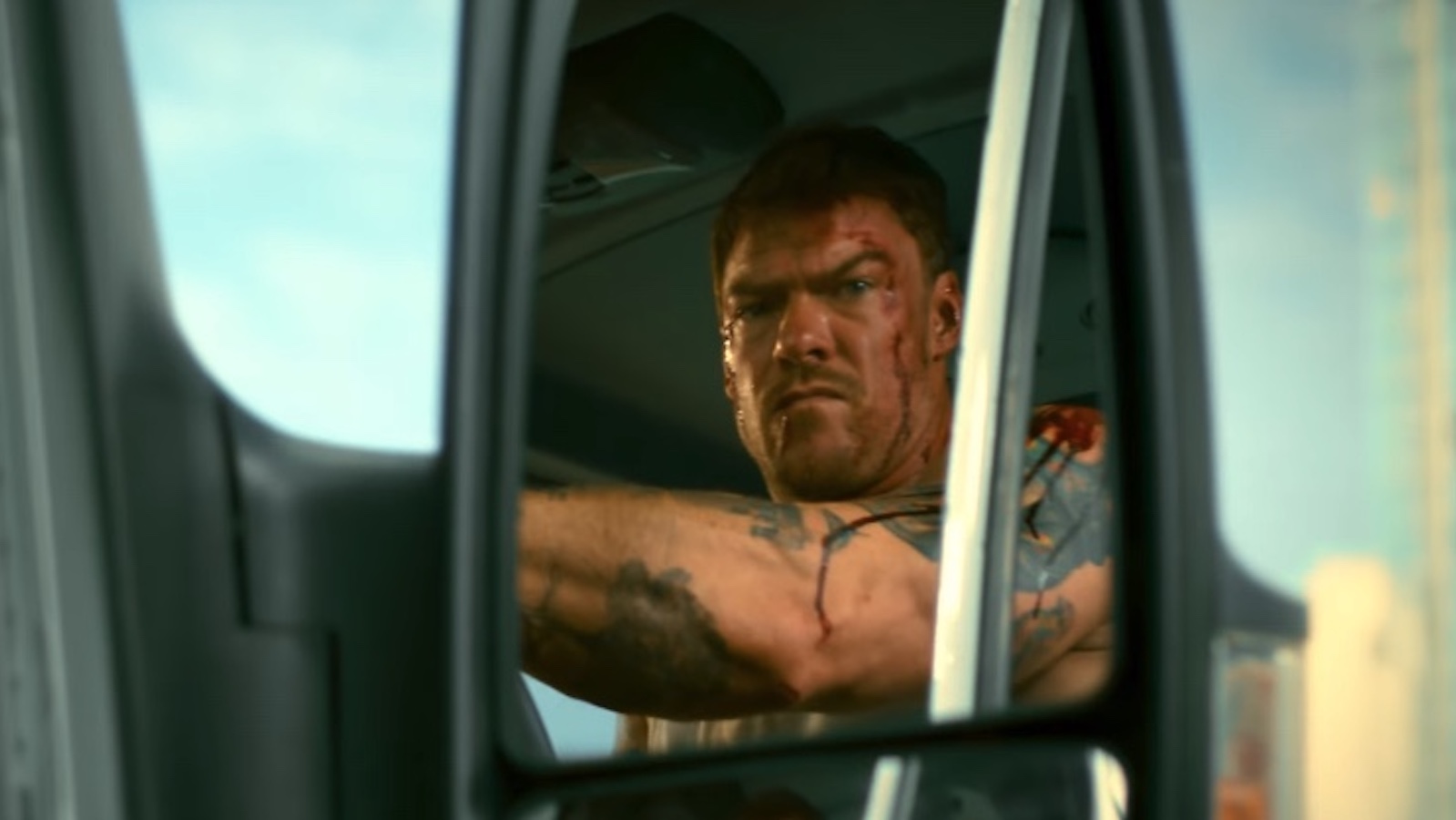 runner trailer alan ritchson