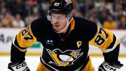 Flyers Fans Try To Mock Sidney Crosby For Flopping With Billboard That Went Up In The Wrong City