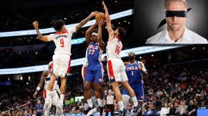Washington Wizards prank a blindfolded fan