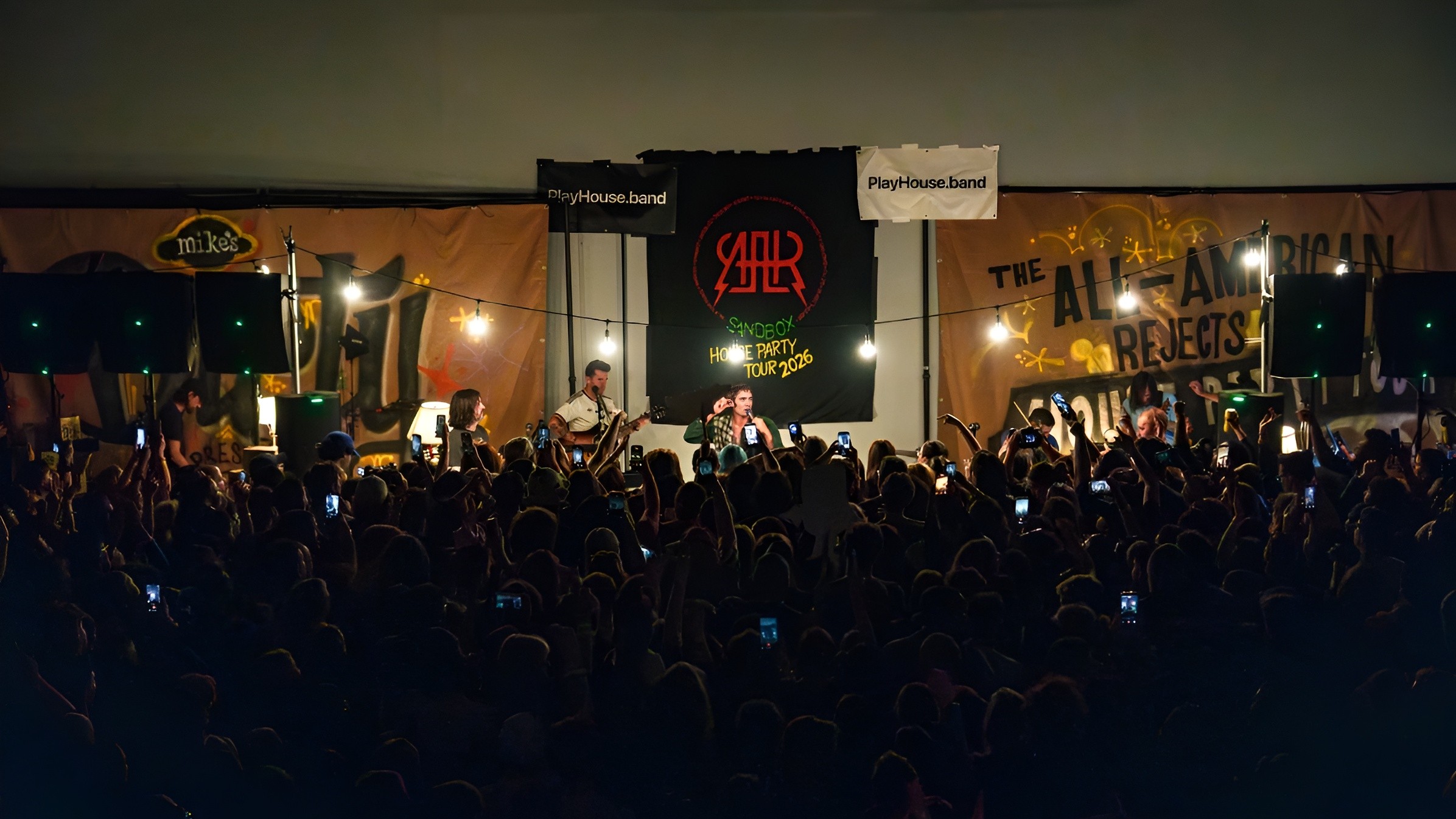 Brooklyn pop-up show x The All-American Rejects 2