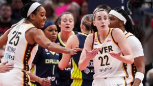 Caitlin Clark complains to WNBA referees