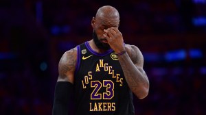 LeBron James Lakers-Thunders