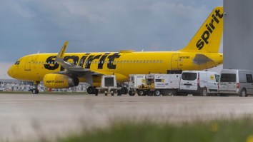 Spirit Airlines Rumored To Shut Down Overnight & Passengers With Tickets Are Freaking Out
