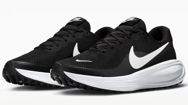 Nike Revolution 8 Road Running Shoes