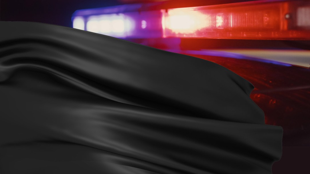 black-flag-police-racing