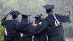 Torrential Downpour Forces Tennessee High Schoolers To Graduate In Soaking Wet Cap And Gown