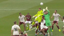 Premier League In State Of Crisis As Arsenal Handed Title-Deciding Referee Decision That Was The Exact Opposite Of Rule-Bending They’ve Pulled All Season