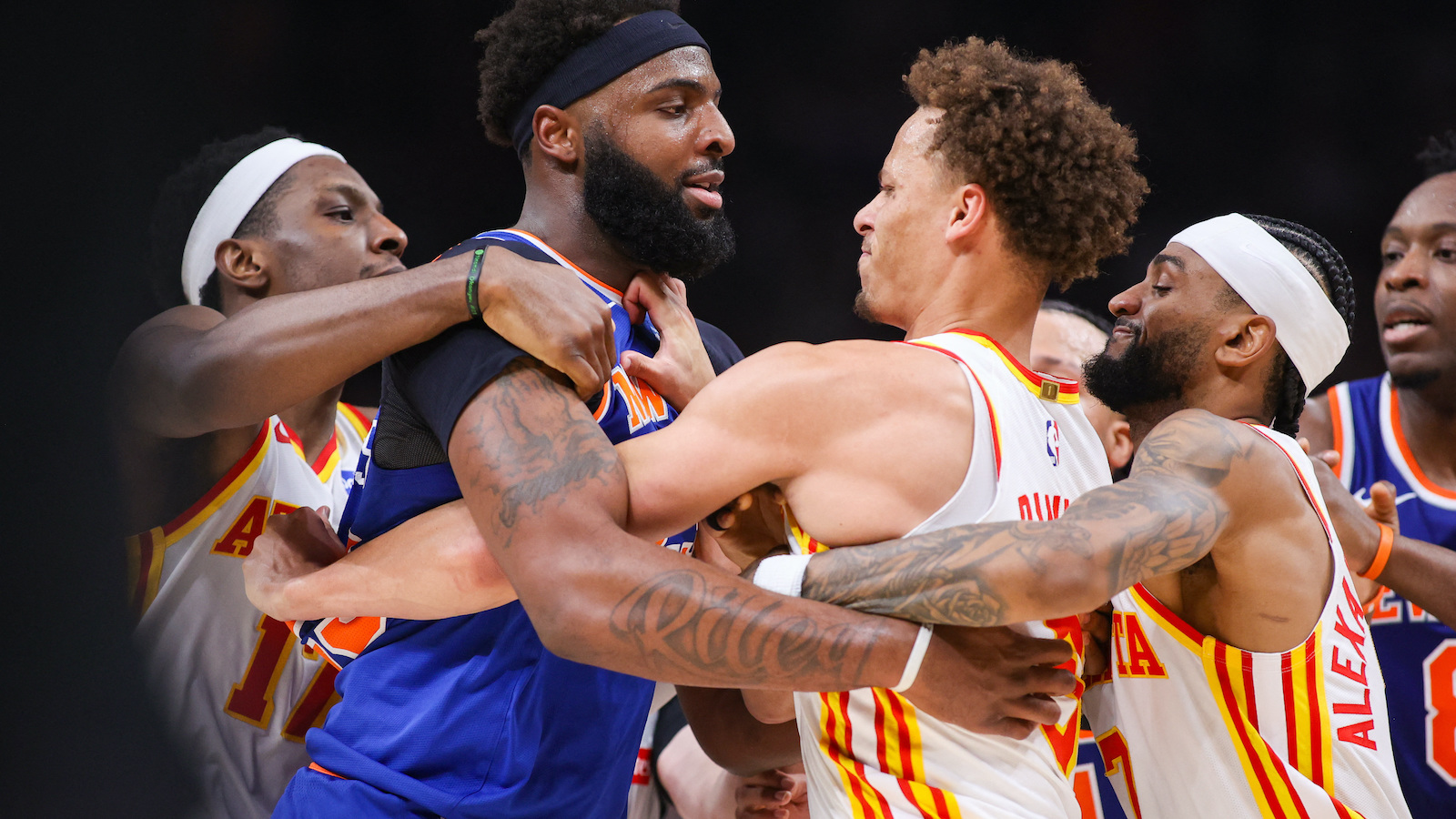 mitchell robinson dyson daniels fight