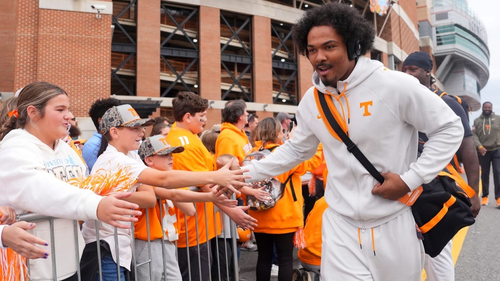 Arion Carter: The Heartbreaking Story Behind His Girlfriend's Cancer Battle