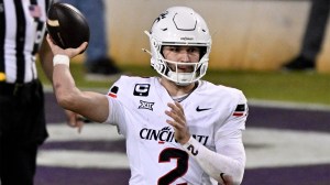 Cincinnati-Bearcats-quarterback-Brendan-Sorsby