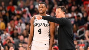 De'Aaron Fox Mitch Johnson San Antonio Spurs