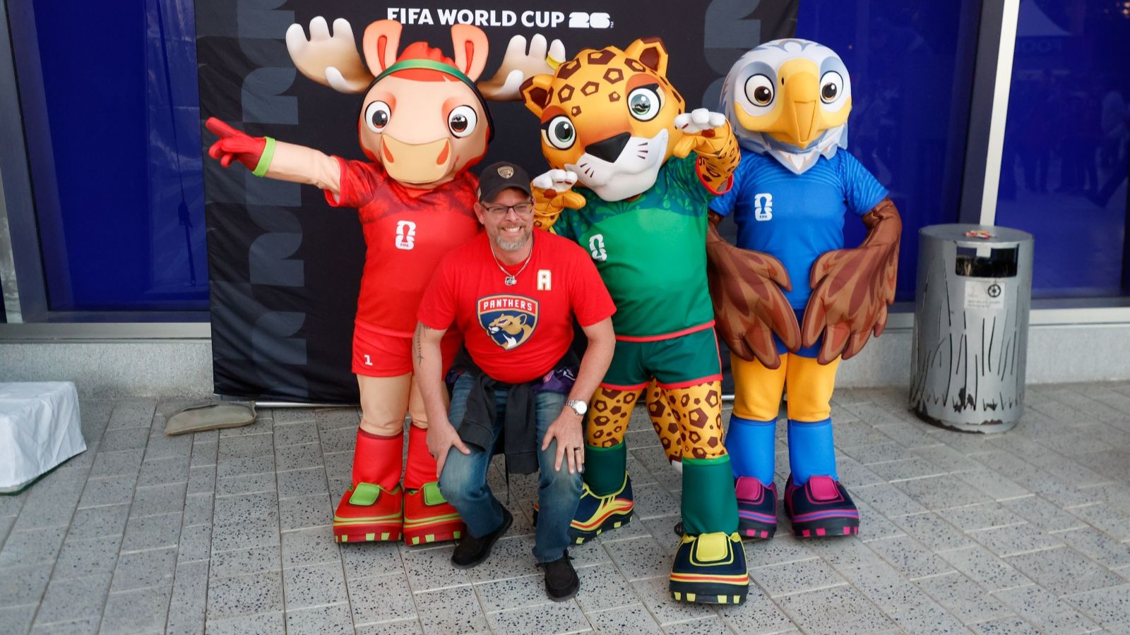 Police Disguise Themselves As FIFA World Cup Mascots To Capture Suspect Police Disguise Themselves As FIFA World Cup Mascots To Capture Suspect