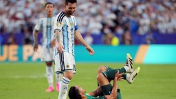 Messi Called Out For Dirty Play When He Stepped On Algerian Defender’s Leg During World Cup Game