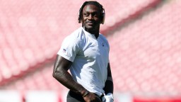 AJ Brown Couldn’t Resist Leaving Philadelphia Without Giving One Final Example Of His Diva Attitude And Outsized Ego