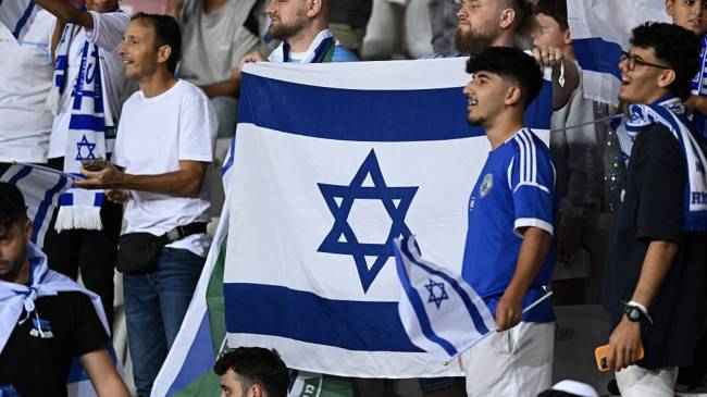 Israel soccer fans