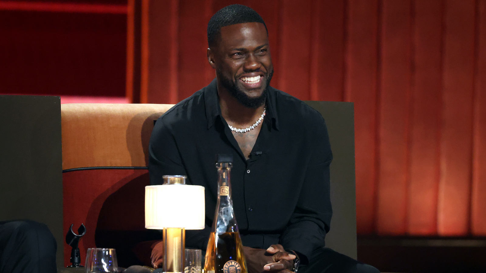 kevin hart roast