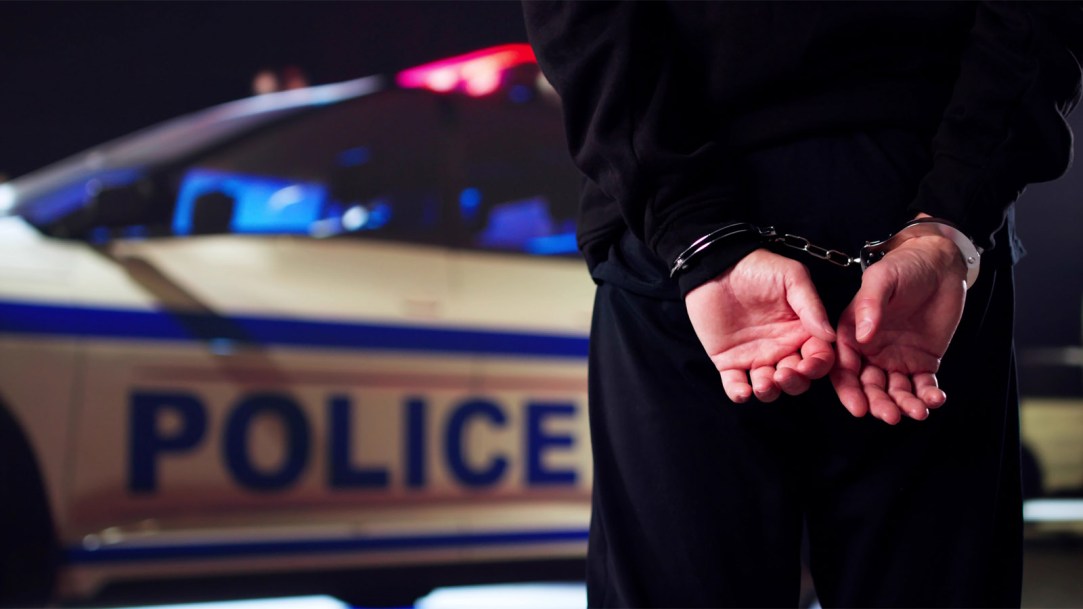 man-arrested-impersonating-police-officer