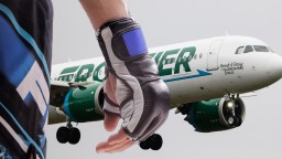 Ex-MMA Fighter From Illinois Prevents Unhinged Frontier Passenger From Opening Plane Door Mid-Flight