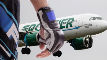 Ex-MMA Fighter From Illinois Prevents Unhinged Frontier Passenger From Opening Plane Door Mid-Flight