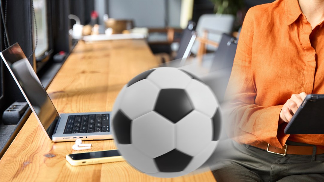 soccer-player-girlfriends-laptop
