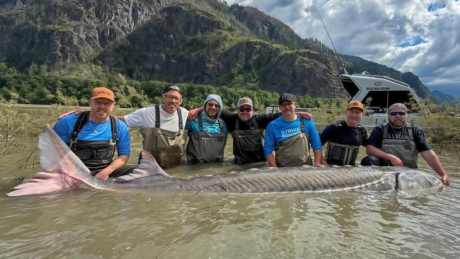 new white sturgeon fishing world record caught by Sturgeon Slayers