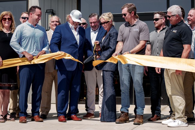 Horse Soldier Bourbon ribbon cutting