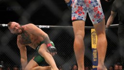 Sports Doctor Belives Conor McGregor May Have Already Been Injured Coming Into Fight Vs Max Holloway