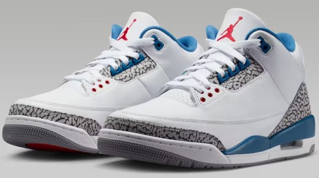 Nike Air Jordan 3 in "True Blue"