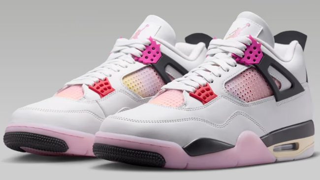 Air Jordan 4 Retro "Comic" Shoes