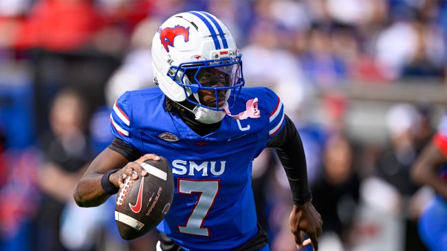 SMU-Mustangs-quarterback-Kevin-Jennings