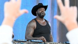 Shaq Just Became The World’s First Owner Of A Fully-Customized 1964 Chevy Impala Boat