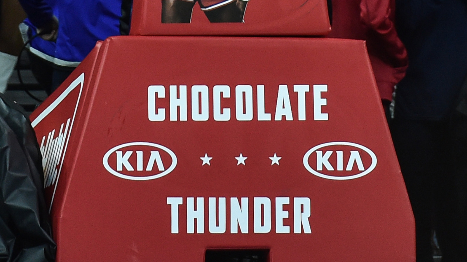 Darryl Dawkins aka Chocolate Thunder nickname