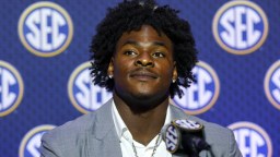 Texas Football Star Demonstrates Strong Character With Kind Gesture At SEC Media Days