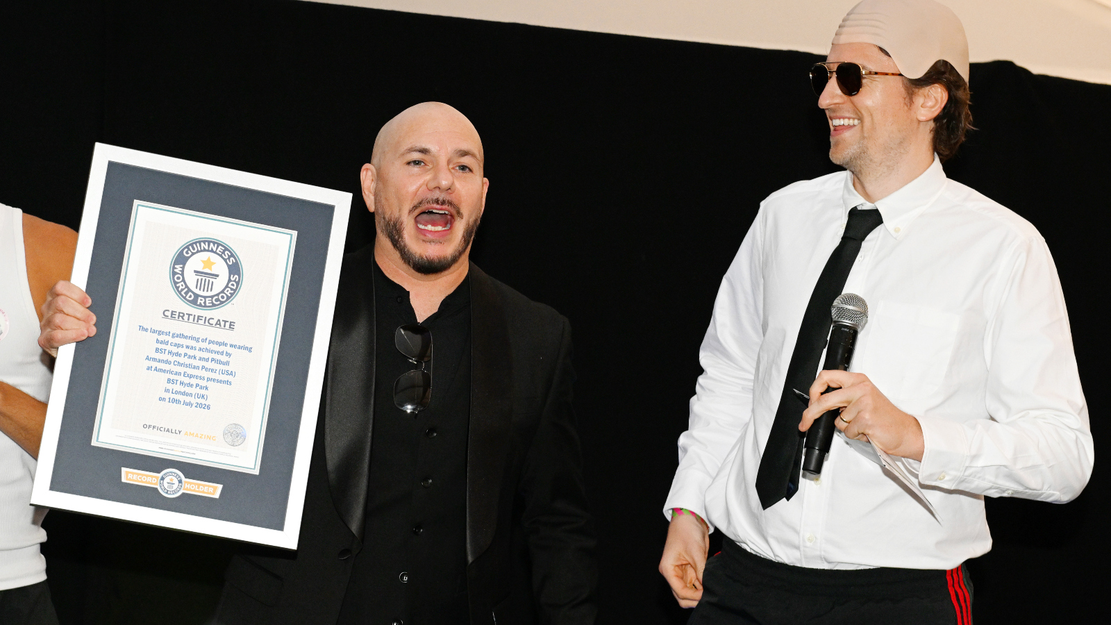 Pitbull Bald Caps World Record
