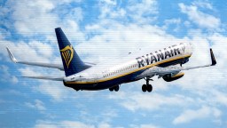 Ryanair Passenger Who Almost Got Sucked Out Of Airplane Window Speaks Out About The Harrowing Experience