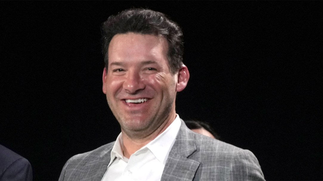 CBS-analyst-Tony-Romo