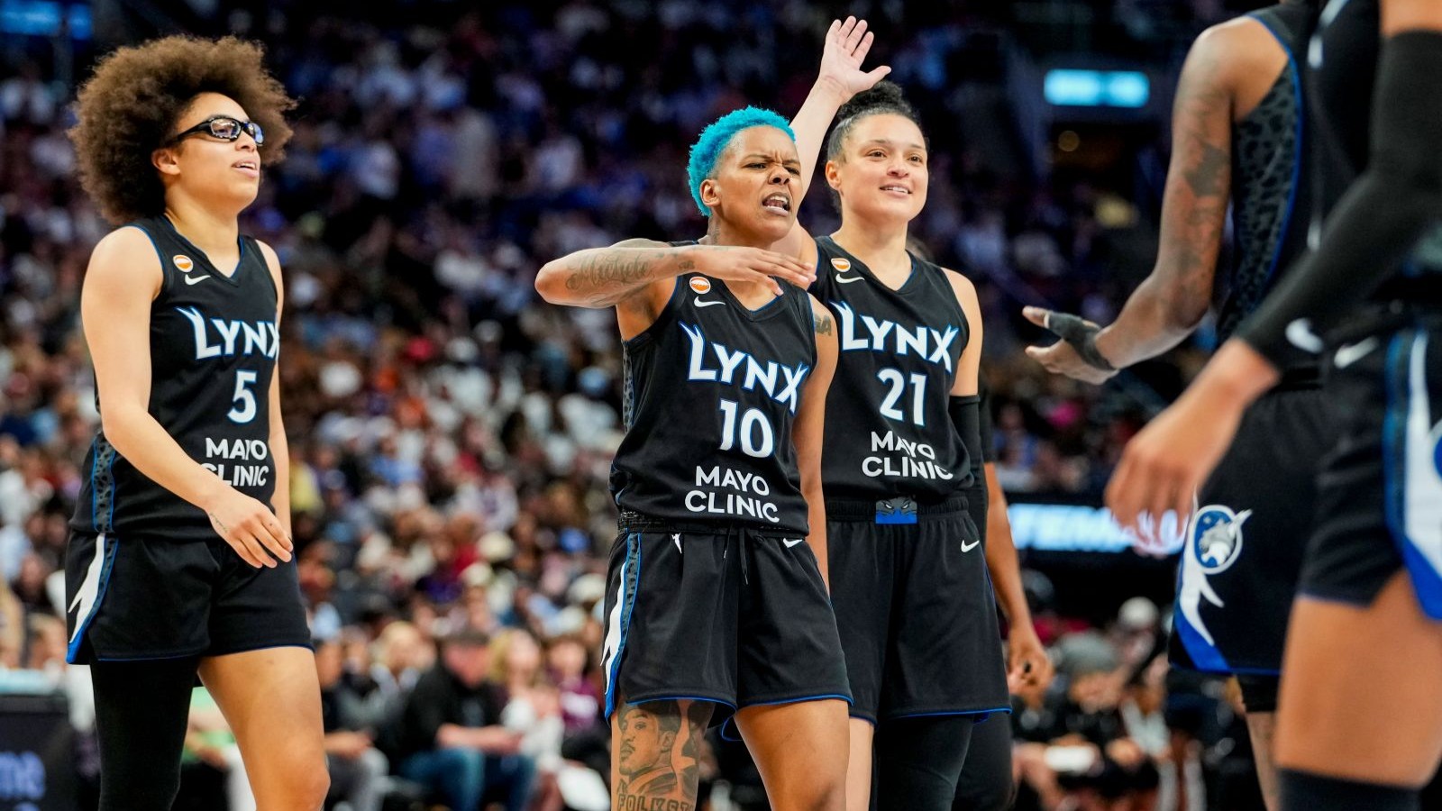 WNBA Stars Admit To Blowing Through Money After Demanding Pay Raise In New CBA WNBA Stars Admit To Blowing Through Money After Demanding Pay Raise In New CBA