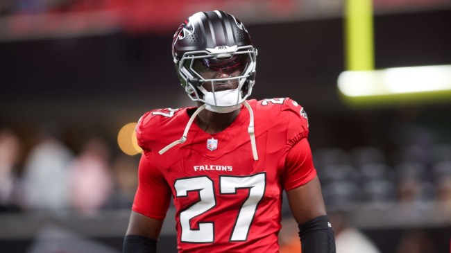 Atlanta Falcons DE James Pearce Jr