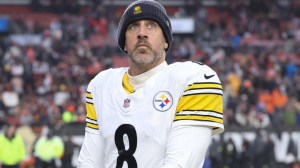 Aaron Rodgers reacts to backlash after calling Fauci a coward