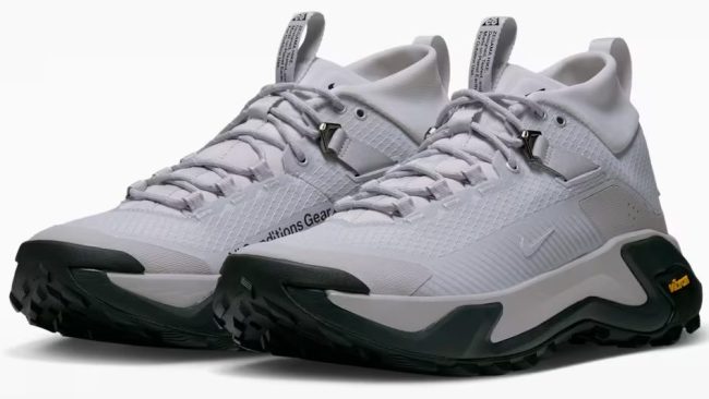 ACG Zegama Hiking Shoes