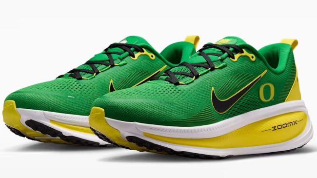 Nike College Vomero 18 (Oregon) Men's Road Running Shoes