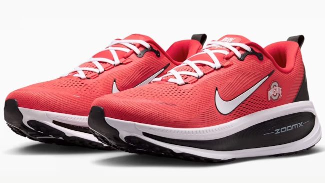 Nike Vomero 18 Road Running Shoes - Ohio State