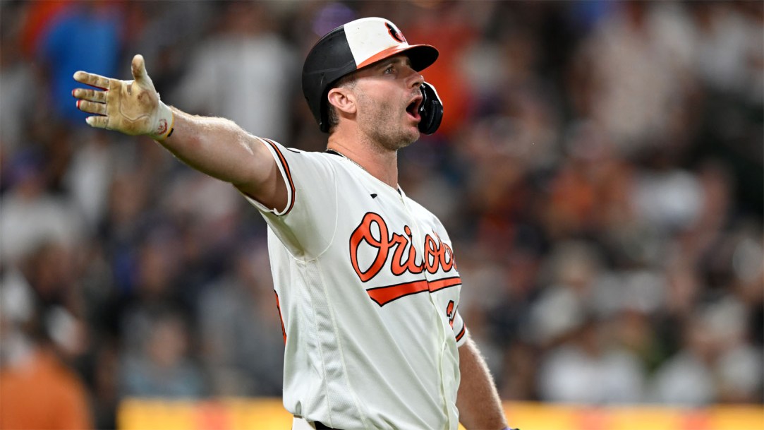 Pete-Alonso-reacts-during-a-review-against-the-Yankees