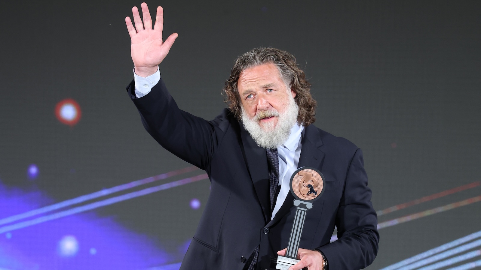 Russell Crowe Trains for Highlander Russell Crowe Trains for Highlander
