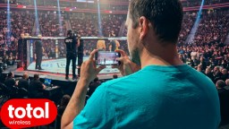 Total Wireless (In Partnership With UFC) Is Offering Unlimited 5G Plans For Only $20 A Month!