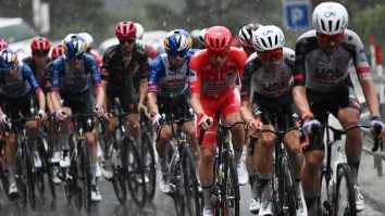 Cycling Fans Flood French Hotel With 5-Star Reviews After It Gave Shelter To Nearly 200 Pros Caught In Vicious Hailstorm During Vuelta A España